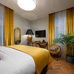 Lägenhetshotell Sava Boutique 4*