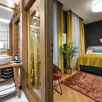 Sava Boutique