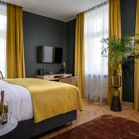 Sava Boutique 4*