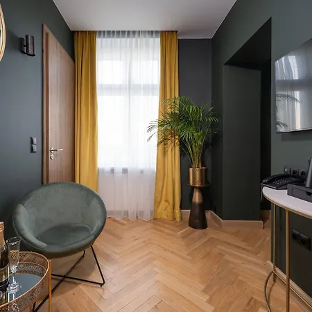 Sava Boutique Aparthotel 4*