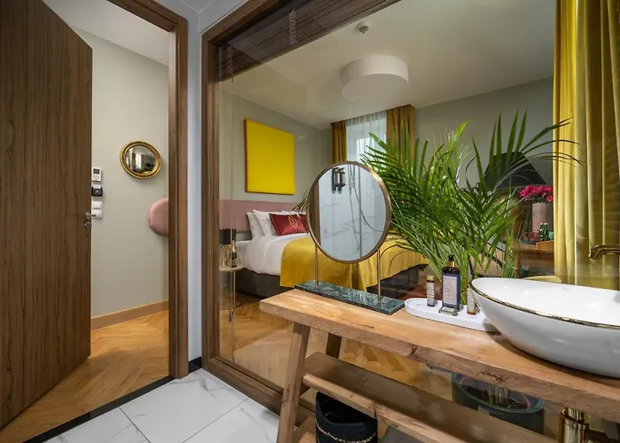 Sava Boutique Warschau