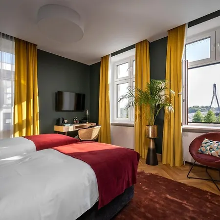 Apartahotel Sava Boutique Varsovia