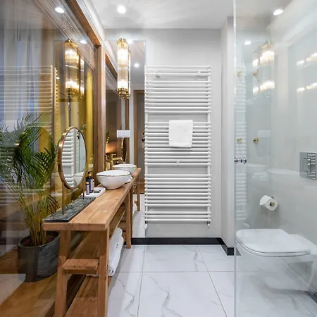 Ξενοδοχείο με διαμερίσματα Sava Boutique 4*