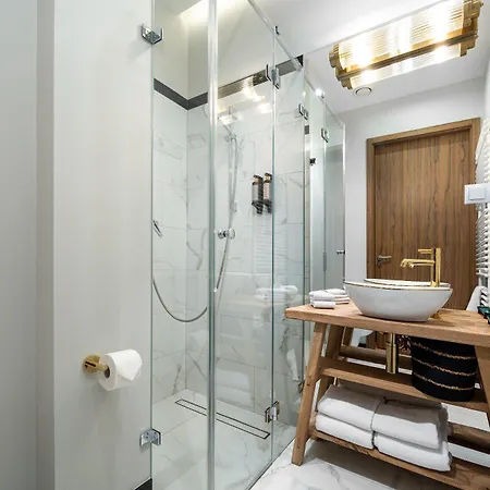 Sava Boutique Varsovie