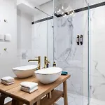 Sava Boutique